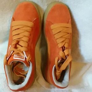 Woman's size 9 1/2 suede pumas